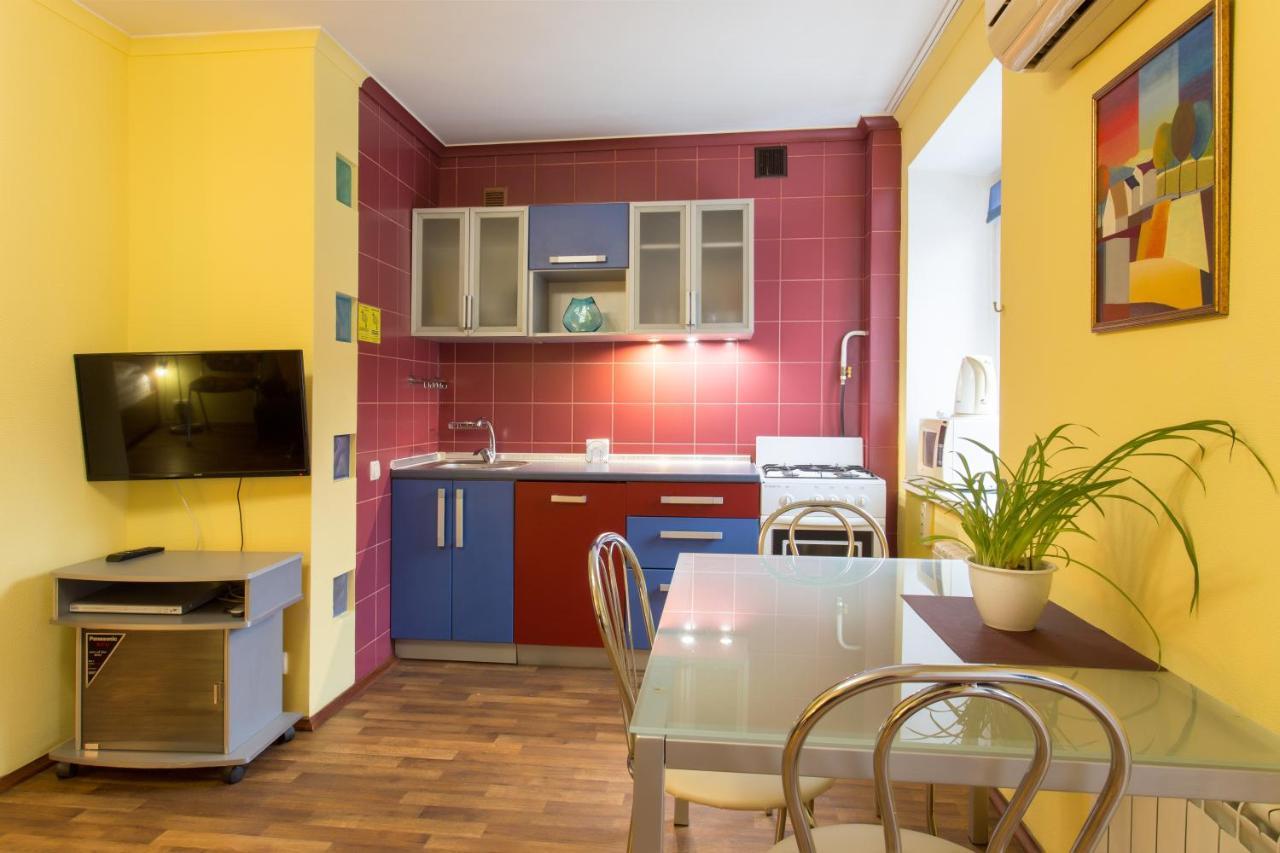 Botanical Garden Area Apartment Kharkiv Exterior photo